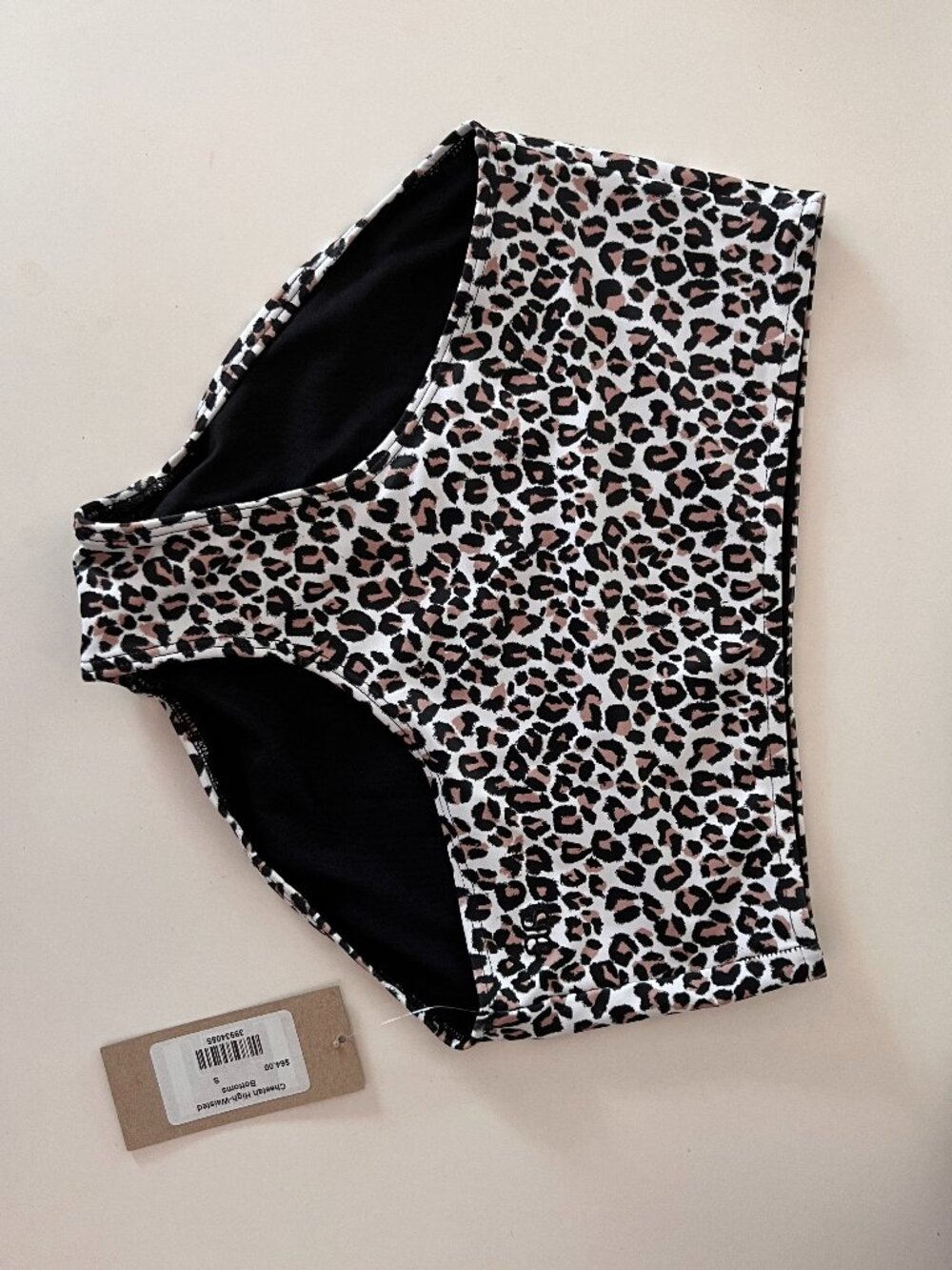 Albion Fit Cheetah High-Waisted Bottoms - NWT! - Small